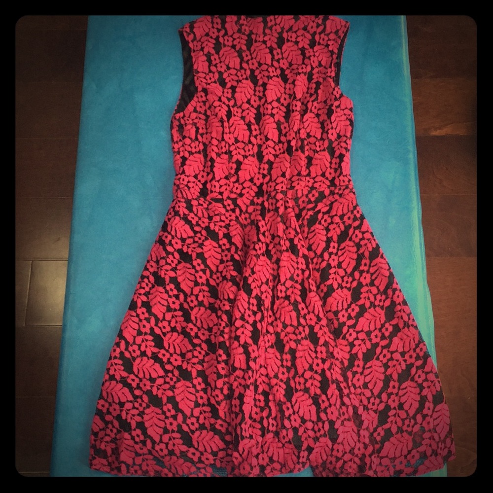 Dress - Picture 1 of 1